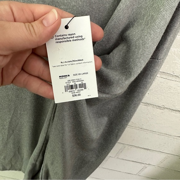 NINE WEST Gray Fox Side Ruched Drop Shoulder Sweater - Picture 10 of 11